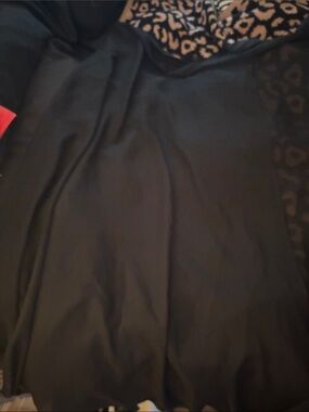Source Unknown Black Women's Swim Sarong